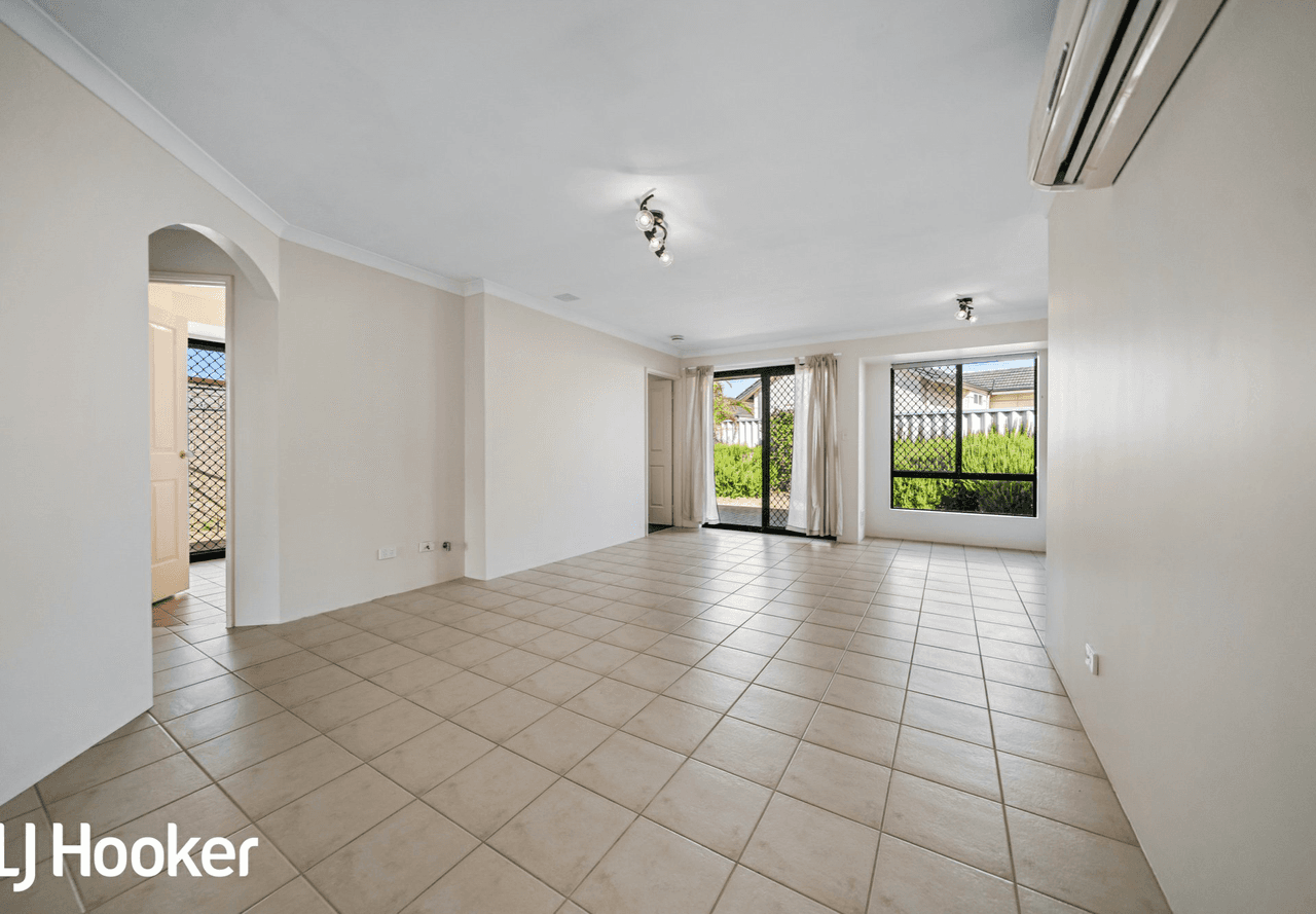 4i Ball Place, QUEENS PARK, WA 6107