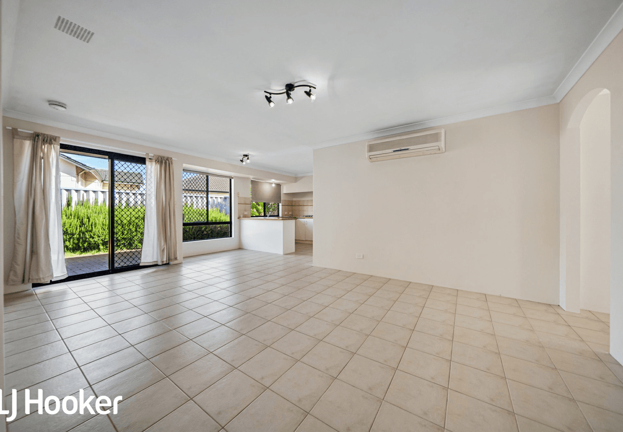 4i Ball Place, QUEENS PARK, WA 6107