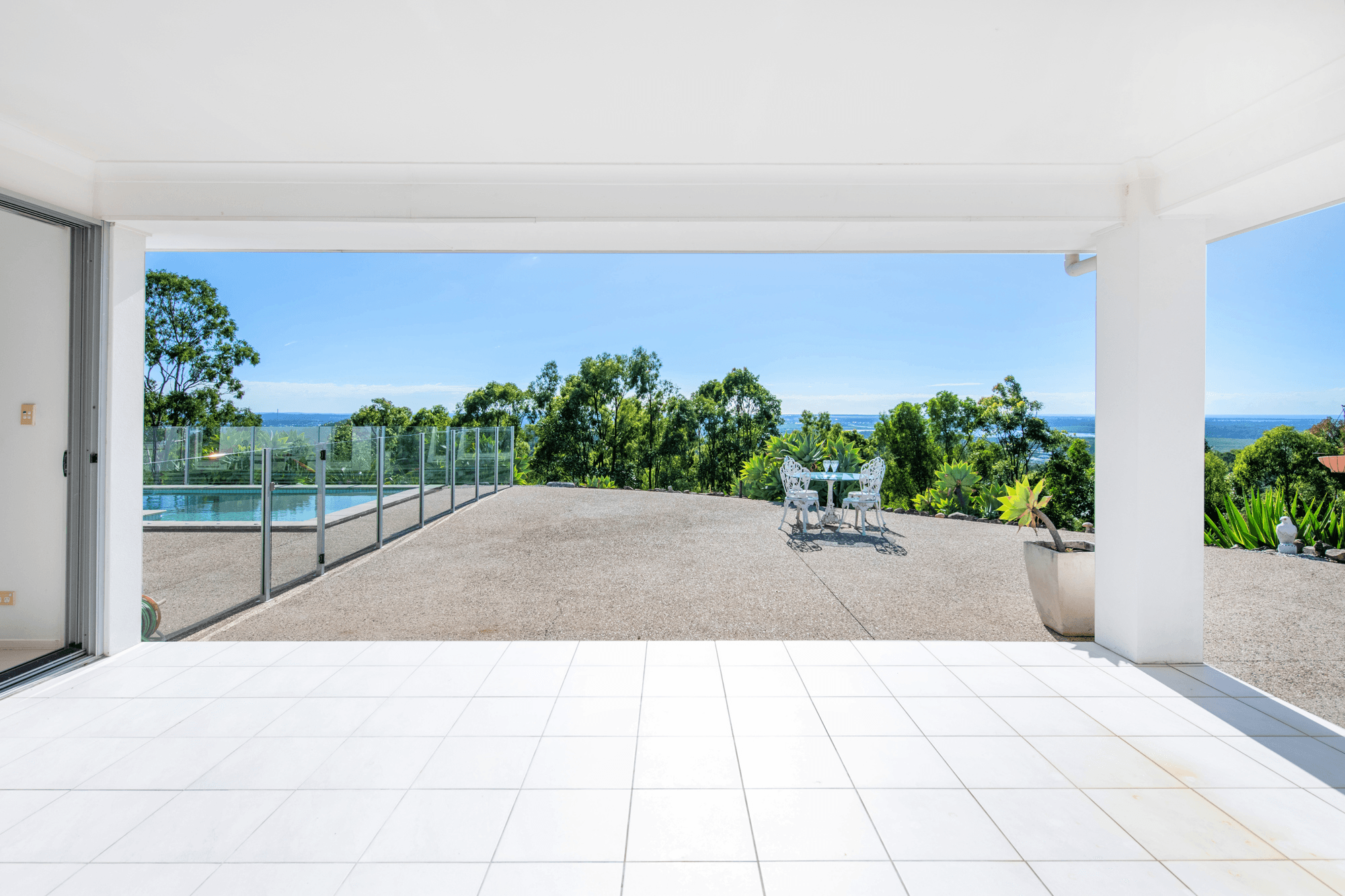 8 Zenith Crescent, PACIFIC PINES, QLD 4211