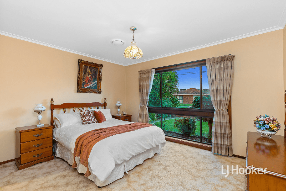 10 Hoddle Way, ALTONA MEADOWS, VIC 3028