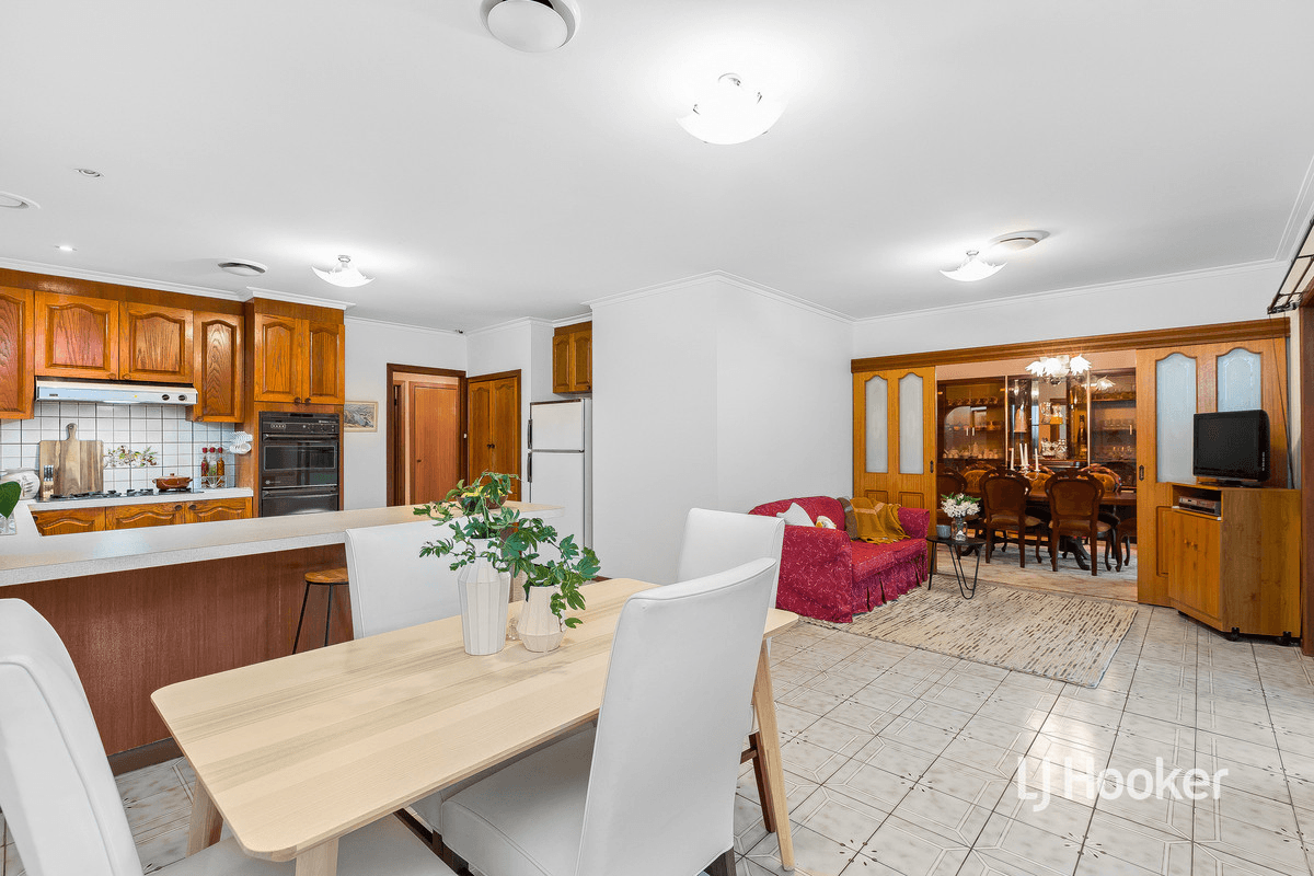 10 Hoddle Way, ALTONA MEADOWS, VIC 3028