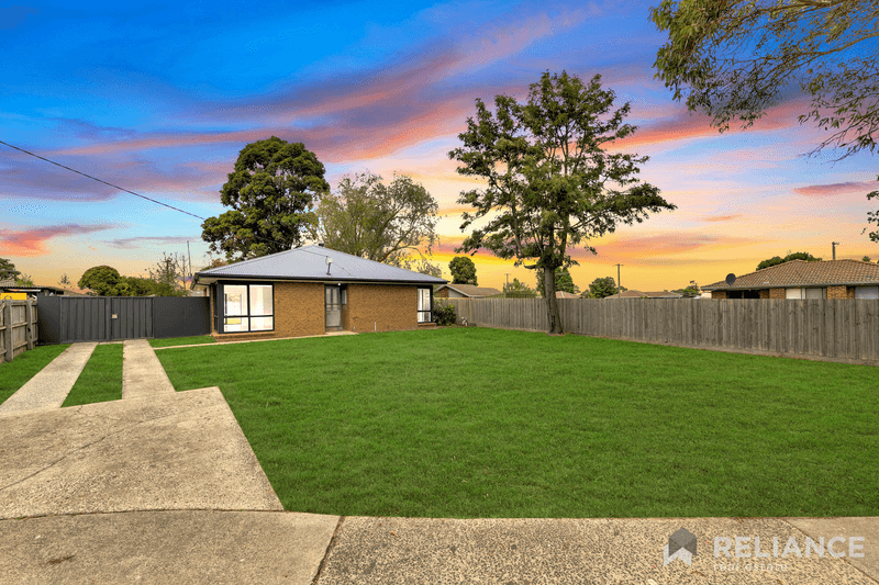 8 Jones Drive, Sebastopol, VIC 3356