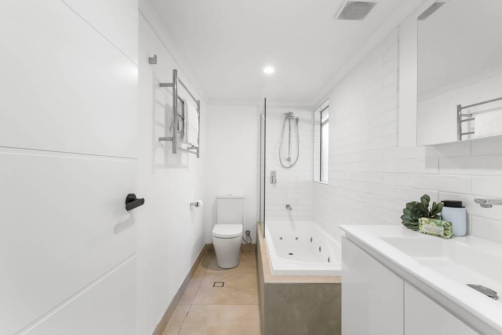 46 Woodside Street, THE GAP, QLD 4061