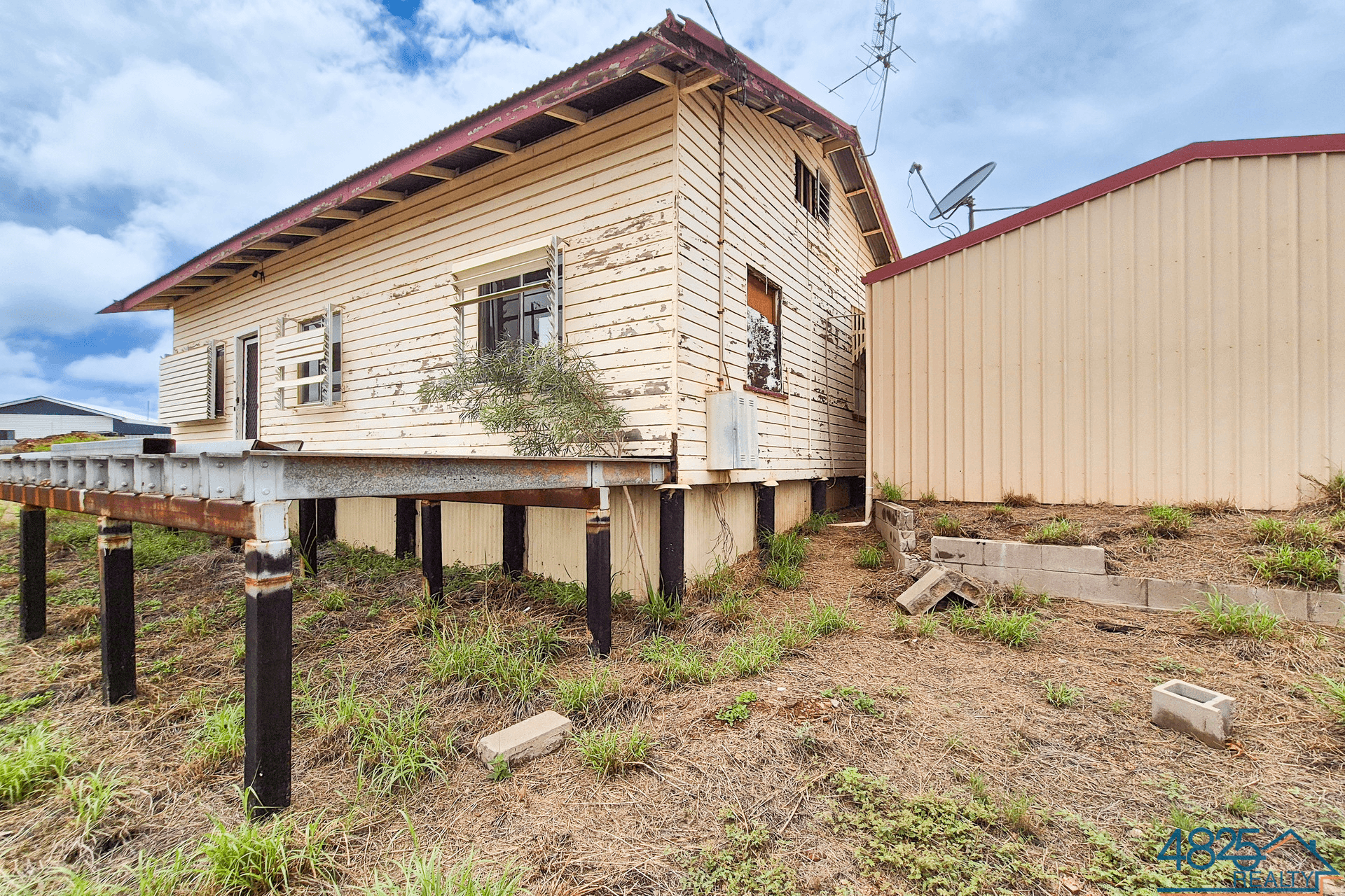 29 Hilton Road, Mount Isa, QLD 4825