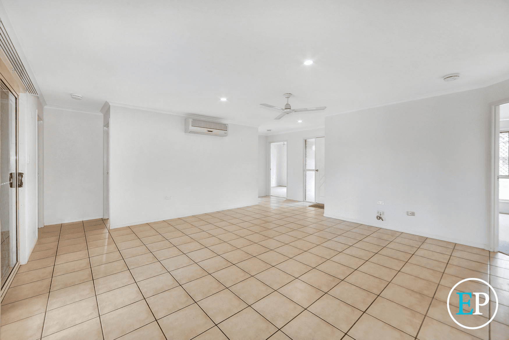 44 Paradise Avenue, THABEBAN, QLD 4670