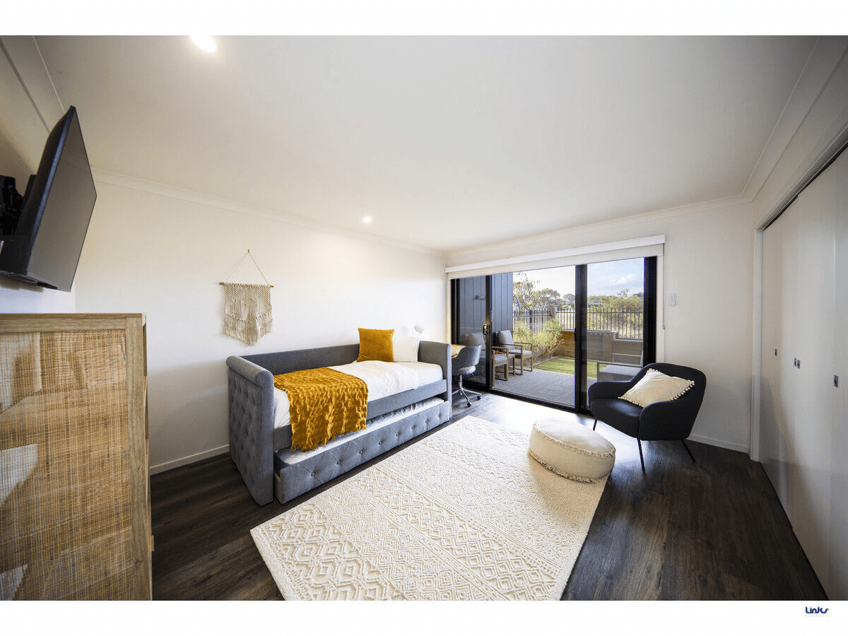 31/12 Lahinch Mews, Torquay, VIC 3228