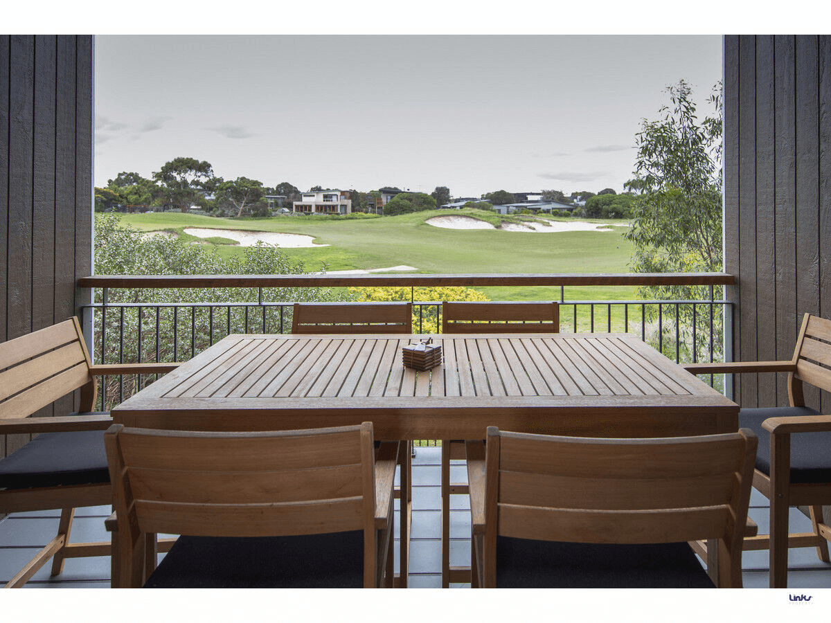 31/12 Lahinch Mews, Torquay, VIC 3228