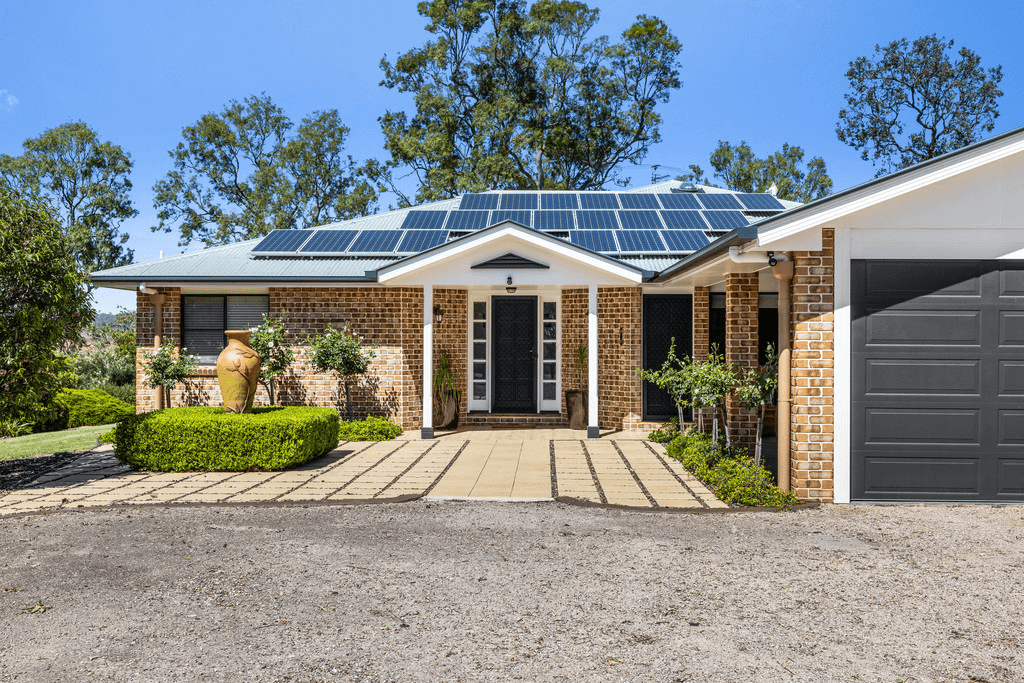 81 Greenup Road, CAMBOOYA, QLD 4358