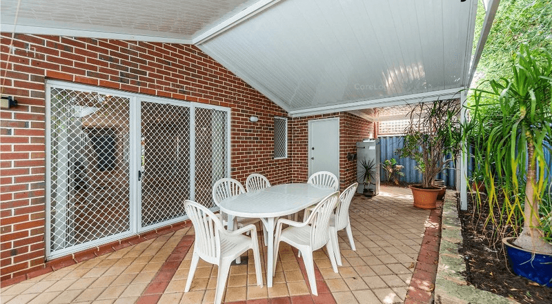 D/1 Fourth Avenue, MOUNT LAWLEY, WA 6050