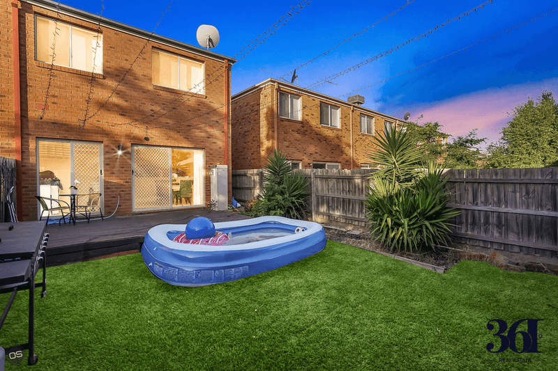 14 The Glades, TAYLORS HILL, VIC 3037