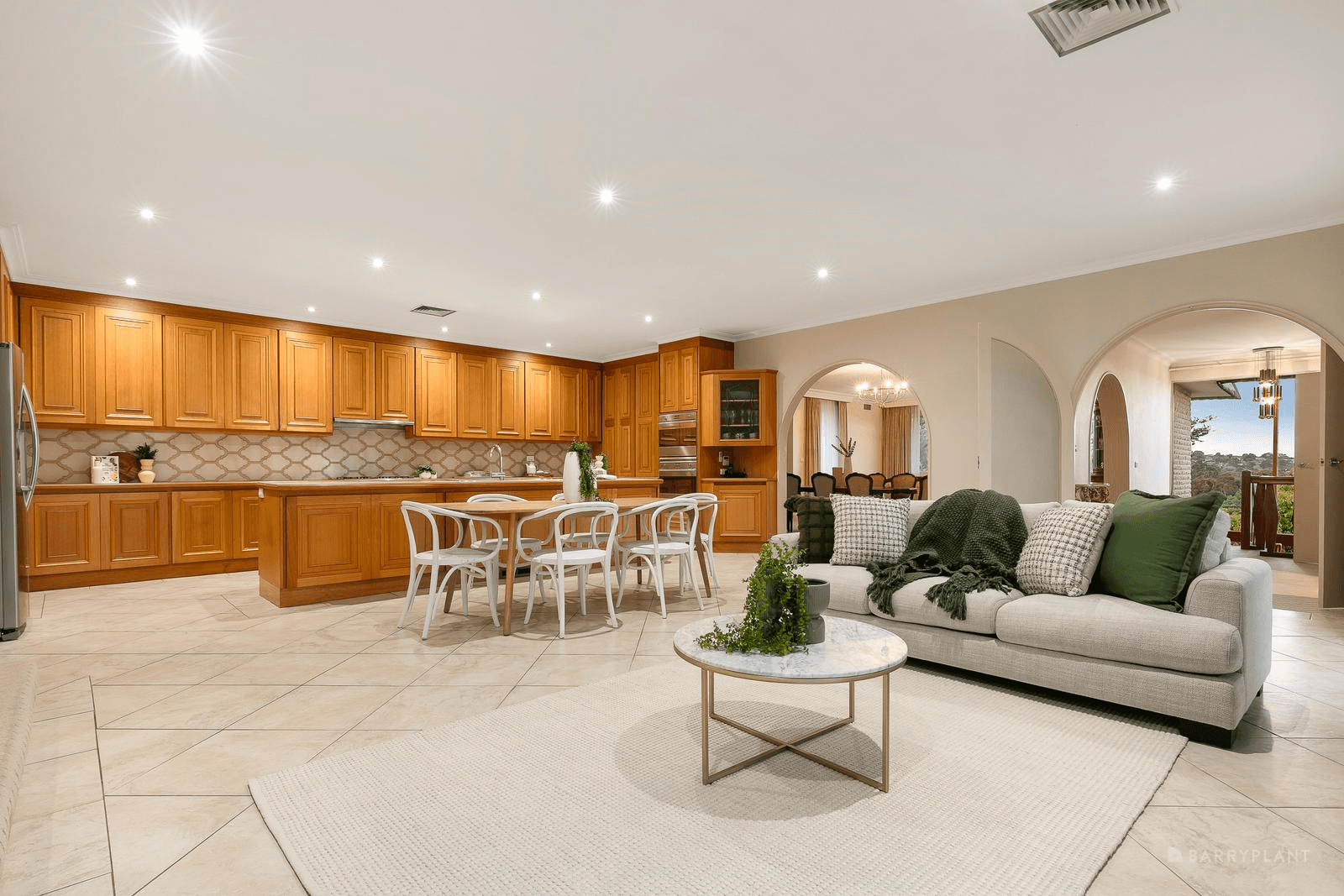 10 Yarraleen Place, BULLEEN, VIC 3105