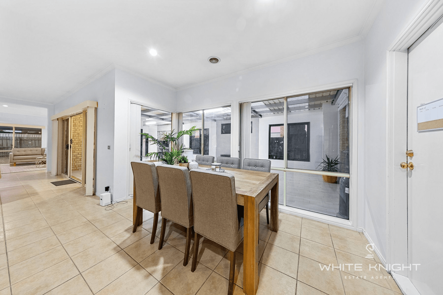 13 York Close, TAYLORS HILL, VIC 3037