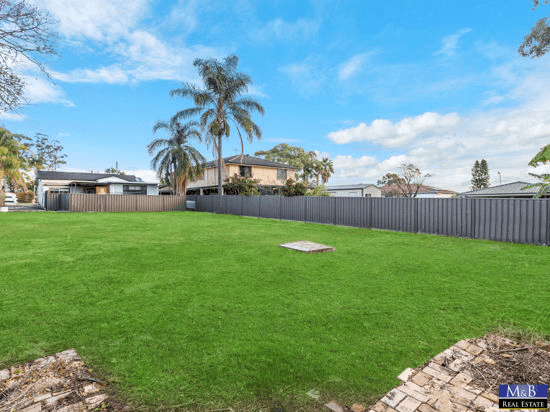 13 Earle  Street, DOONSIDE, NSW 2767