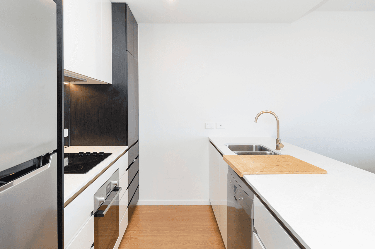 805/5-7 Peninsular Drive, SURFERS PARADISE, QLD 4217