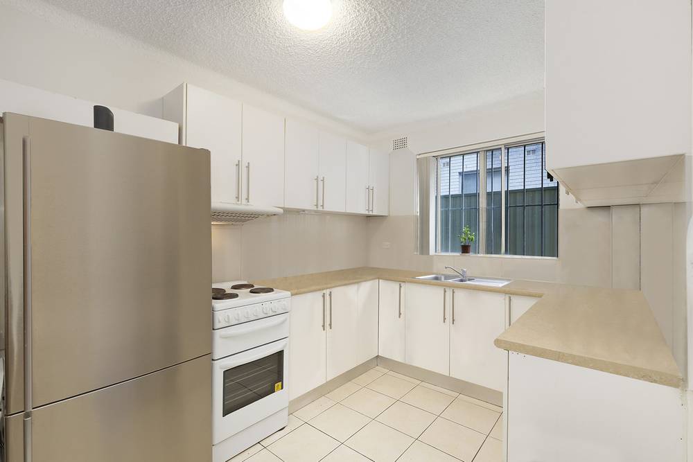 2/44 Birmingham Street, Merrylands, NSW 2160