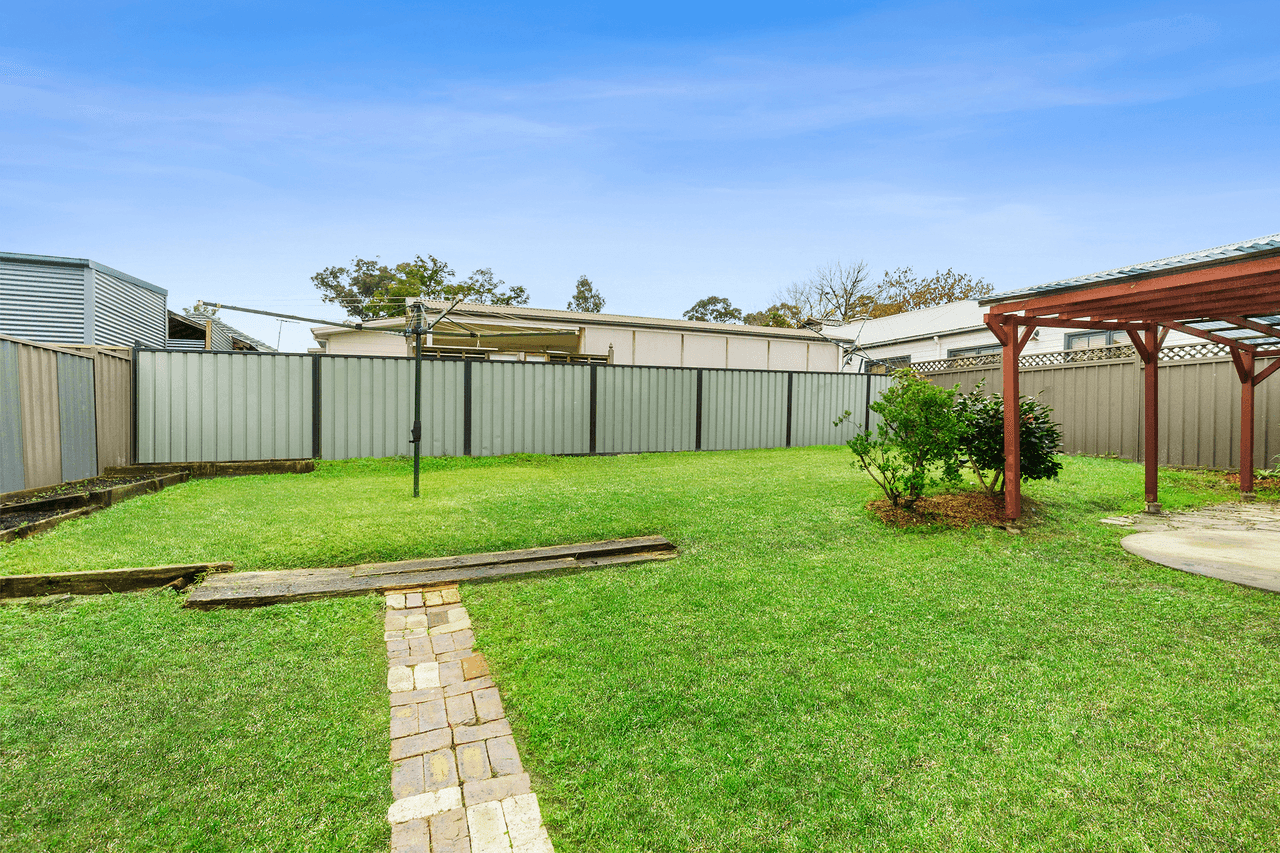 13 Lelia Avenue, FREEMANS REACH, NSW 2756