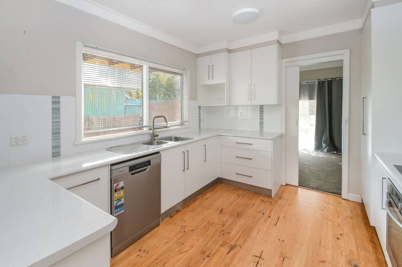 39 Alexander Avenue, Horsham, VIC 3400