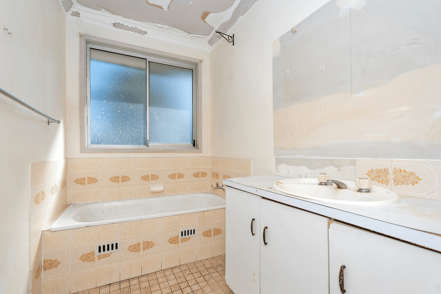 9 Evelyn Crescent, Thornton, NSW 2322