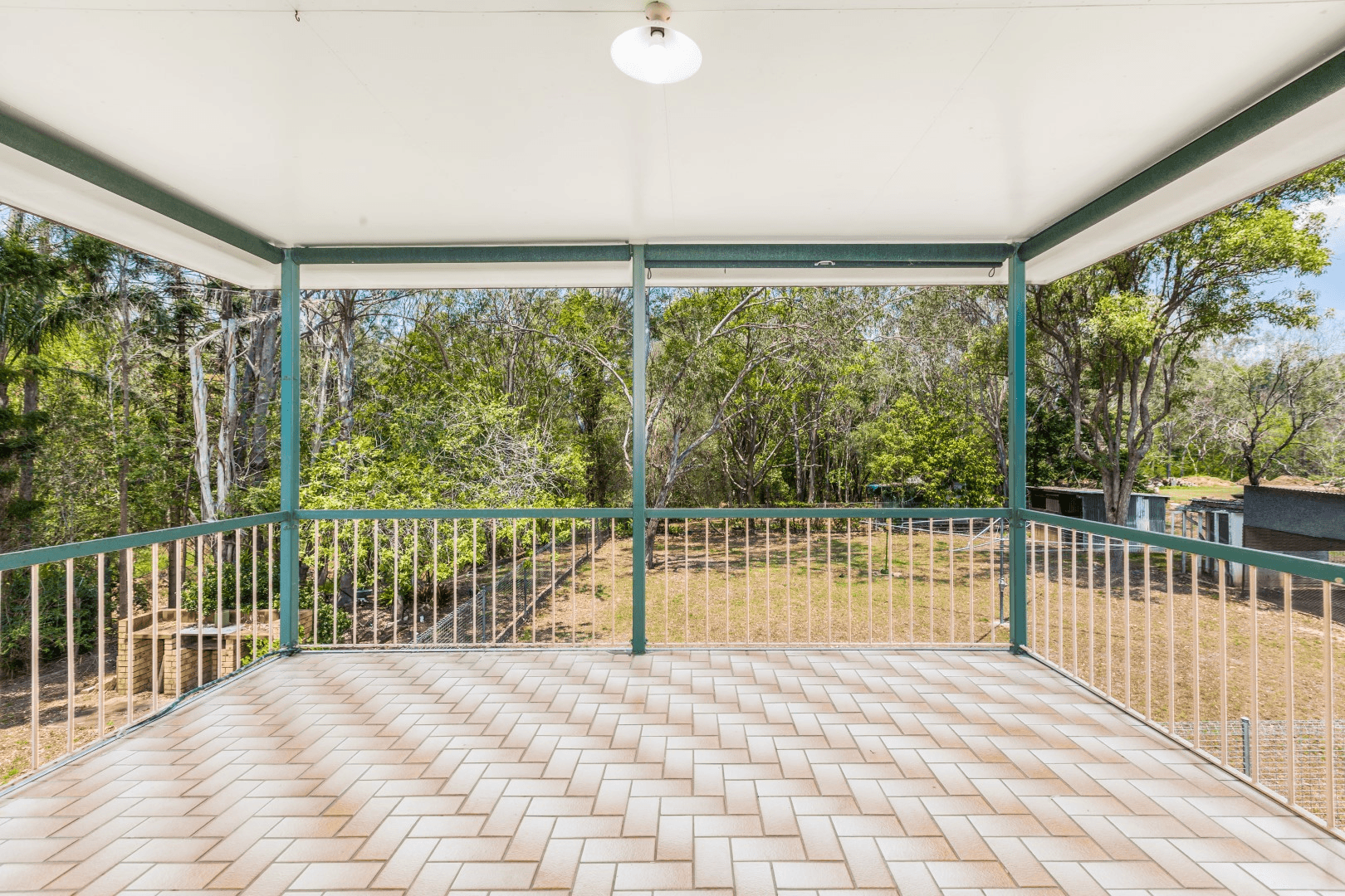 12 BOX STREET, YAMANTO, QLD 4305