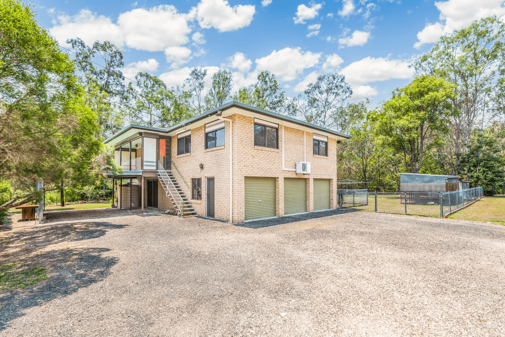 12 BOX STREET, YAMANTO, QLD 4305