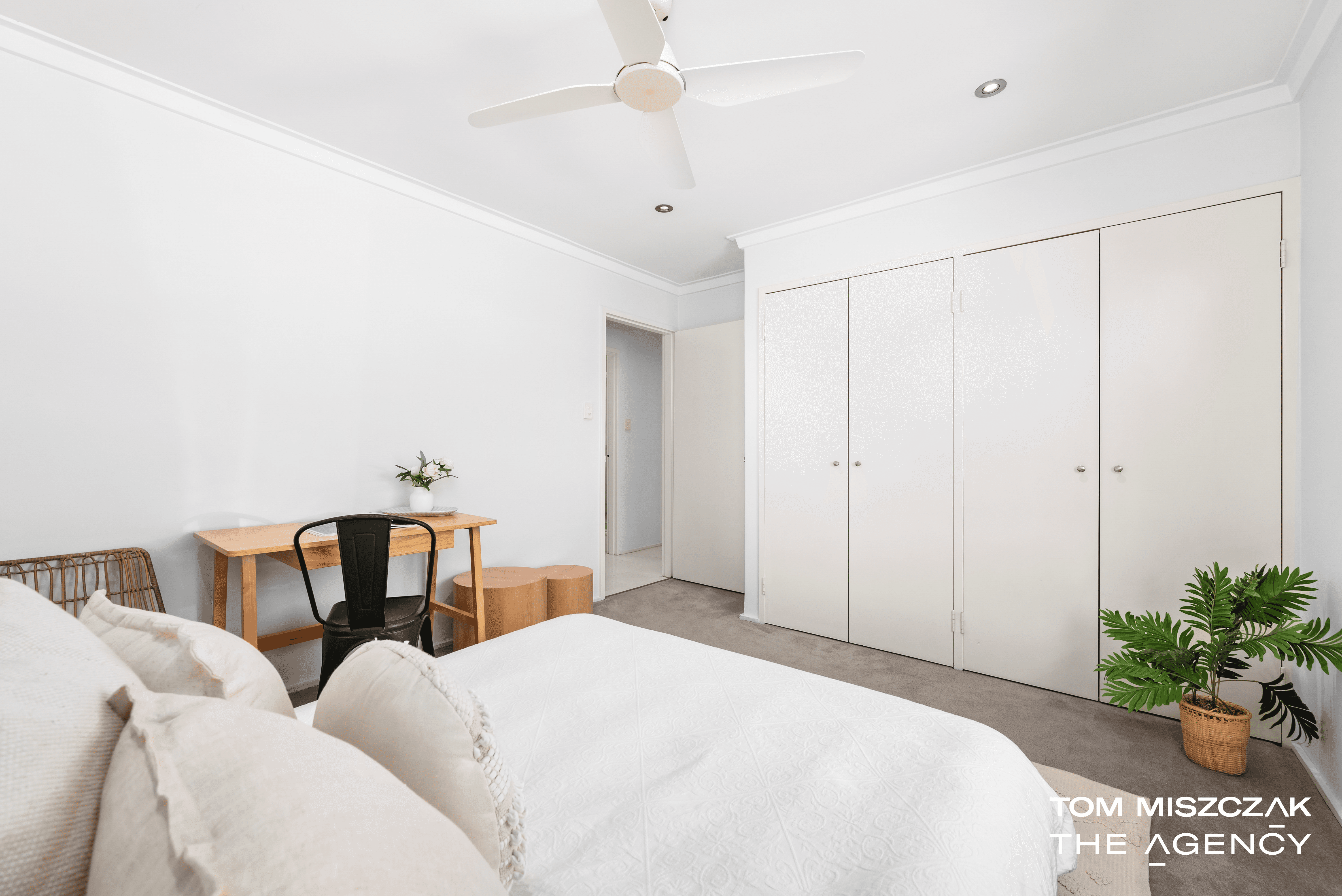 4/303 Wharf Street, Queens Park, WA 6107