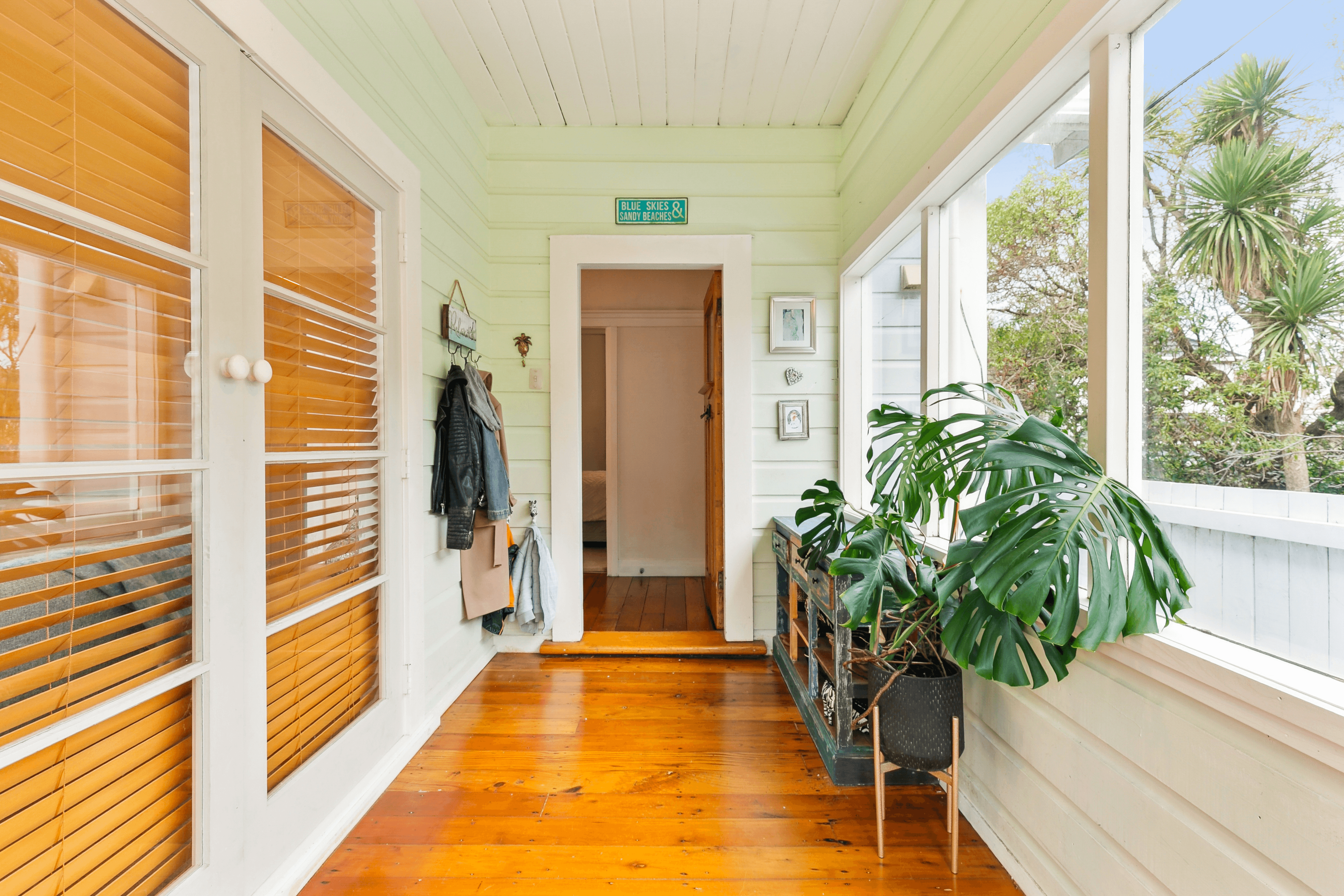159 Queens Drive, Lyall Bay, Wellington 6022