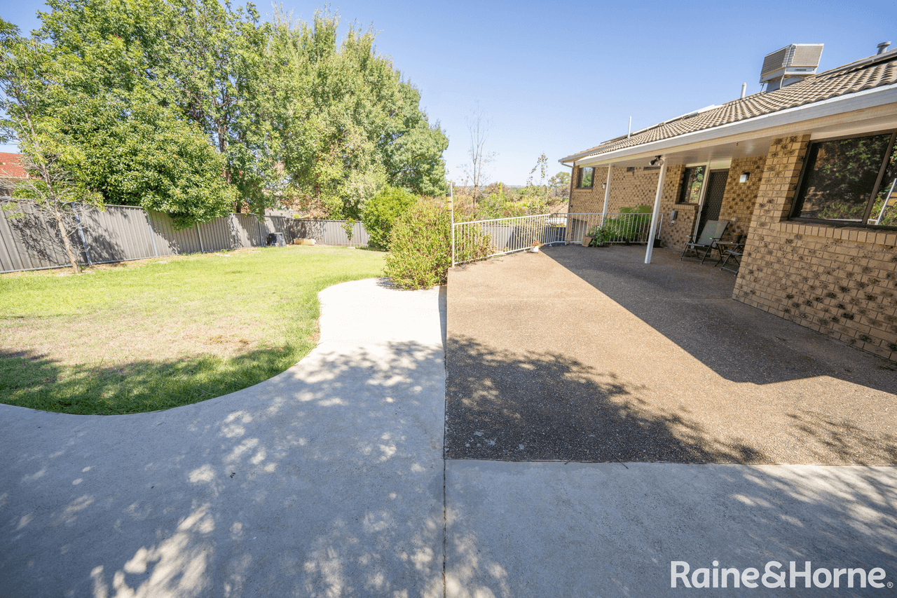 12 Renmark Avenue, YOUNG, NSW 2594