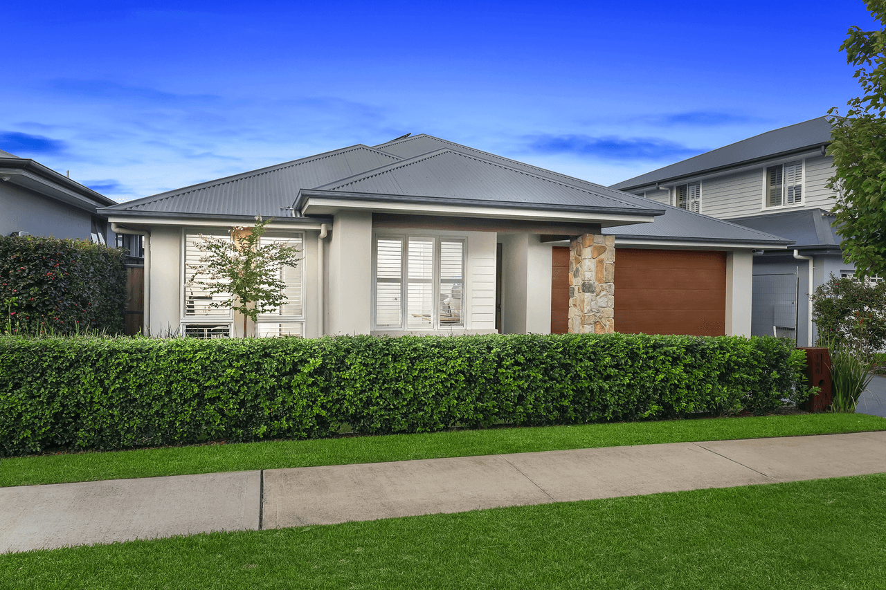 100 Sundowner Parkway (The Gables), BOX HILL, NSW 2765