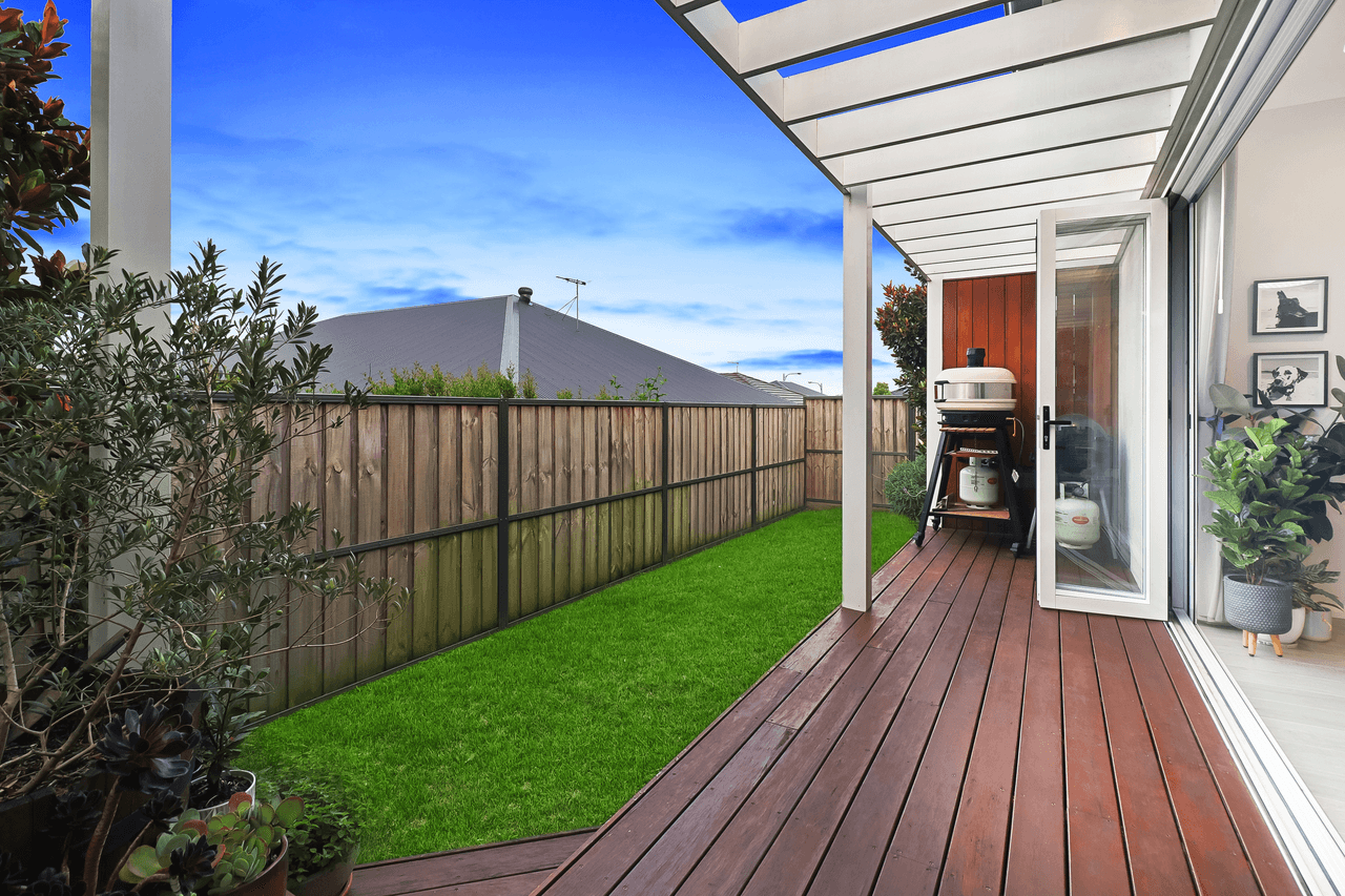 100 Sundowner Parkway (The Gables), BOX HILL, NSW 2765