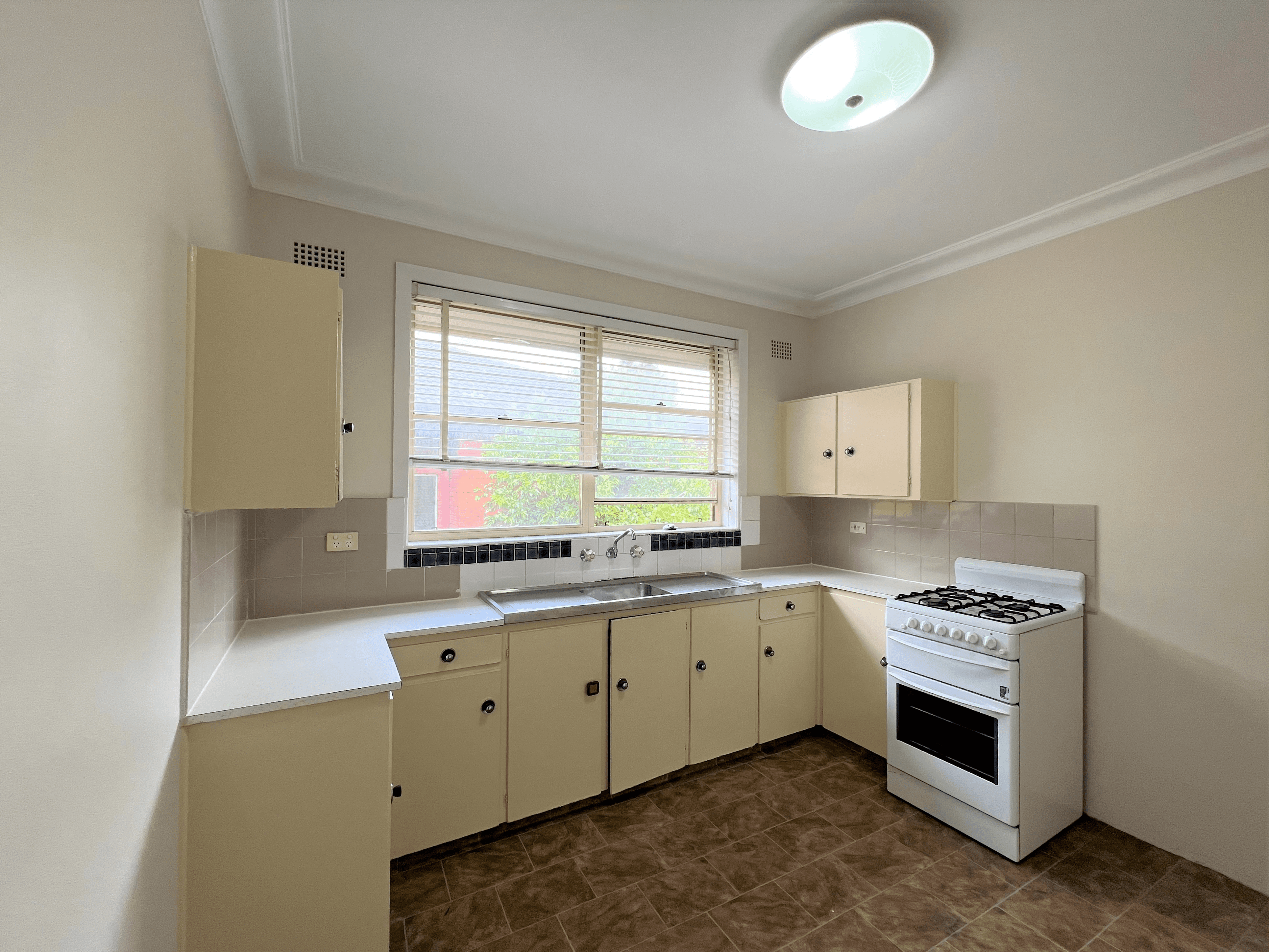 4/11 Belmore Avenue, BELMORE, NSW 2192