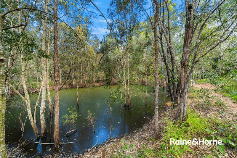 2-14 Selkirk Road, SOUTH MACLEAN, QLD 4280