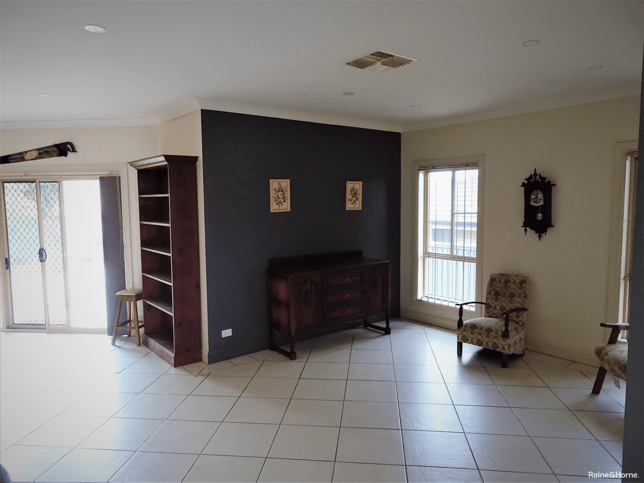 4 Vaucluse Place, PARKES, NSW 2870