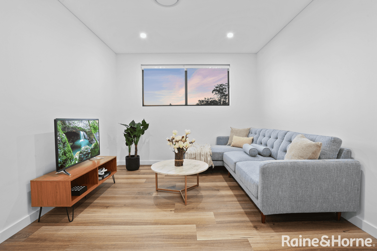 43  Churchill Street, FAIRFIELD HEIGHTS, NSW 2165