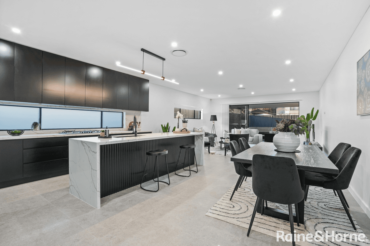 43  Churchill Street, FAIRFIELD HEIGHTS, NSW 2165