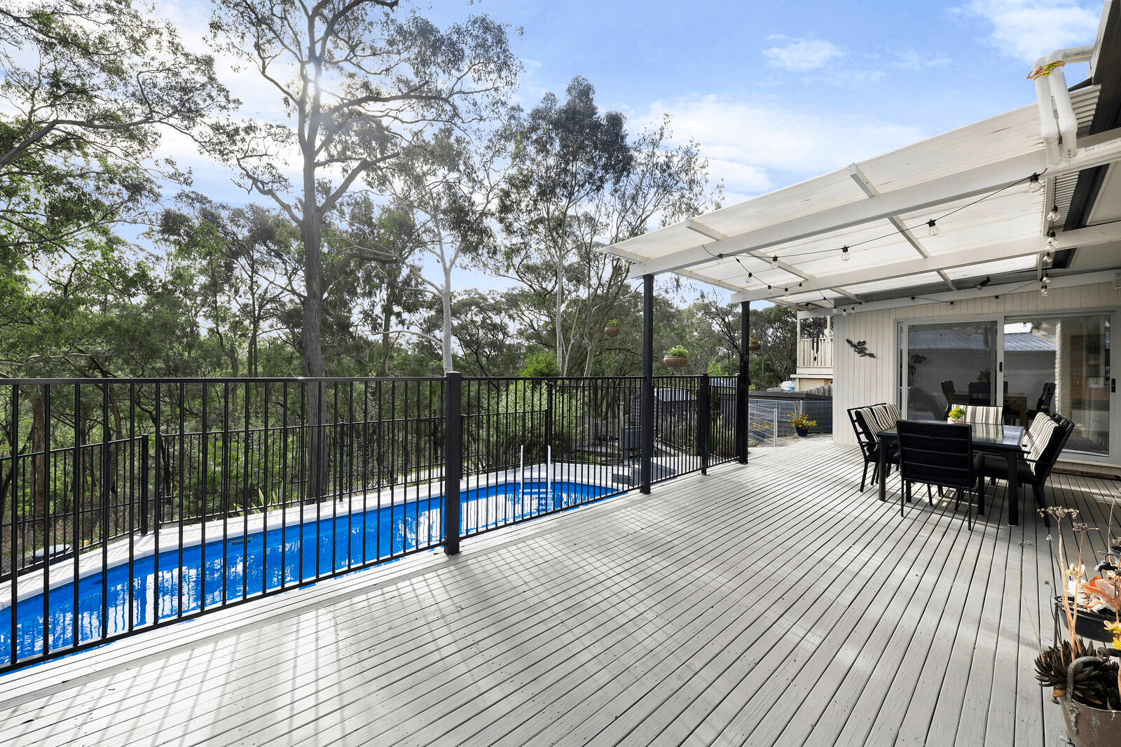 77 Lisbeth Avenue, DONVALE, VIC 3111