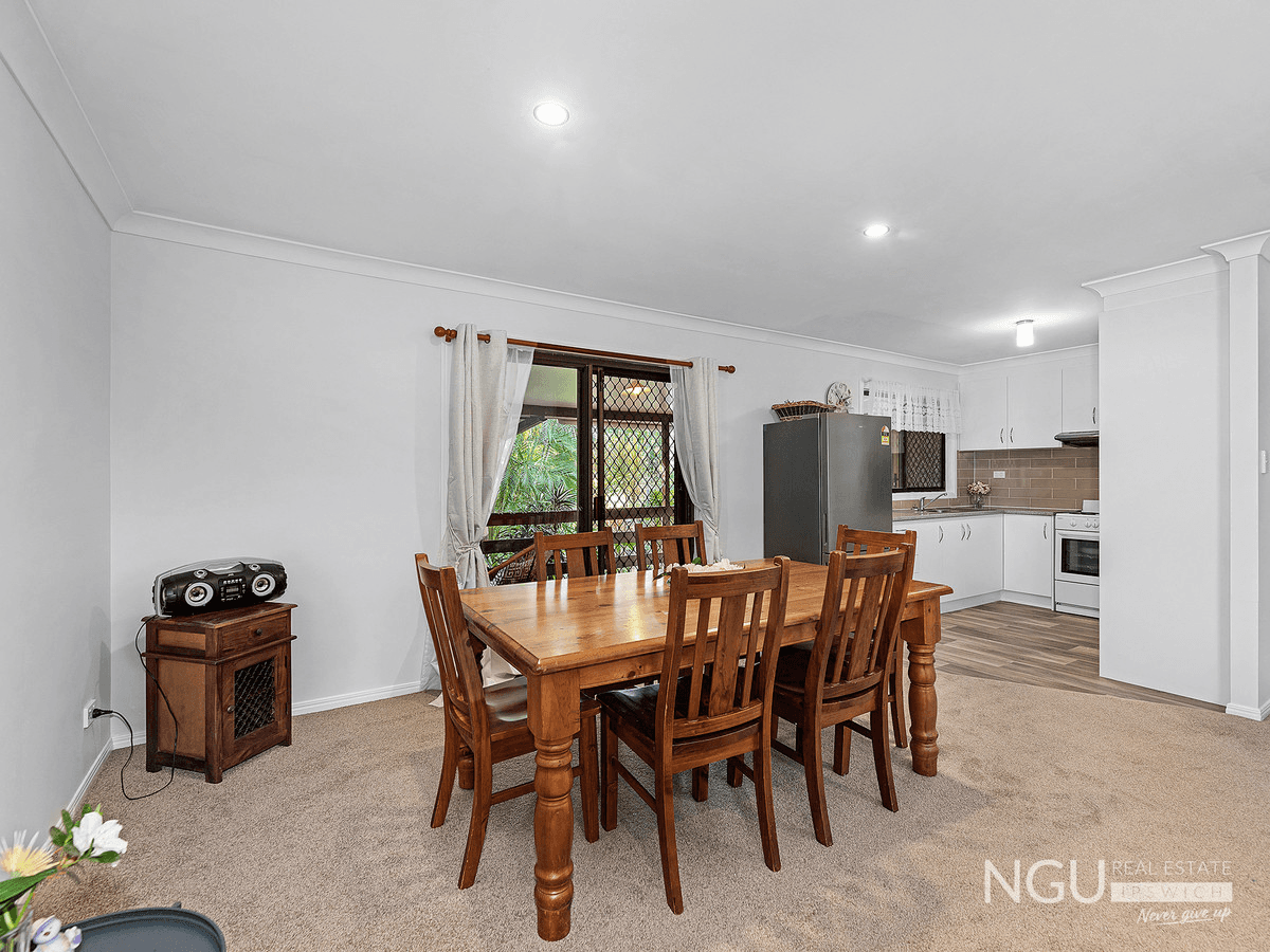 10 Helen Street, North Booval, QLD 4304