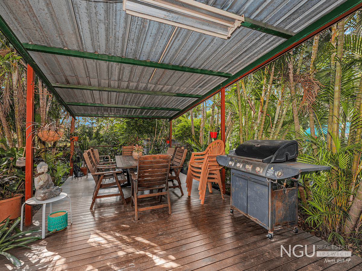 10 Helen Street, North Booval, QLD 4304