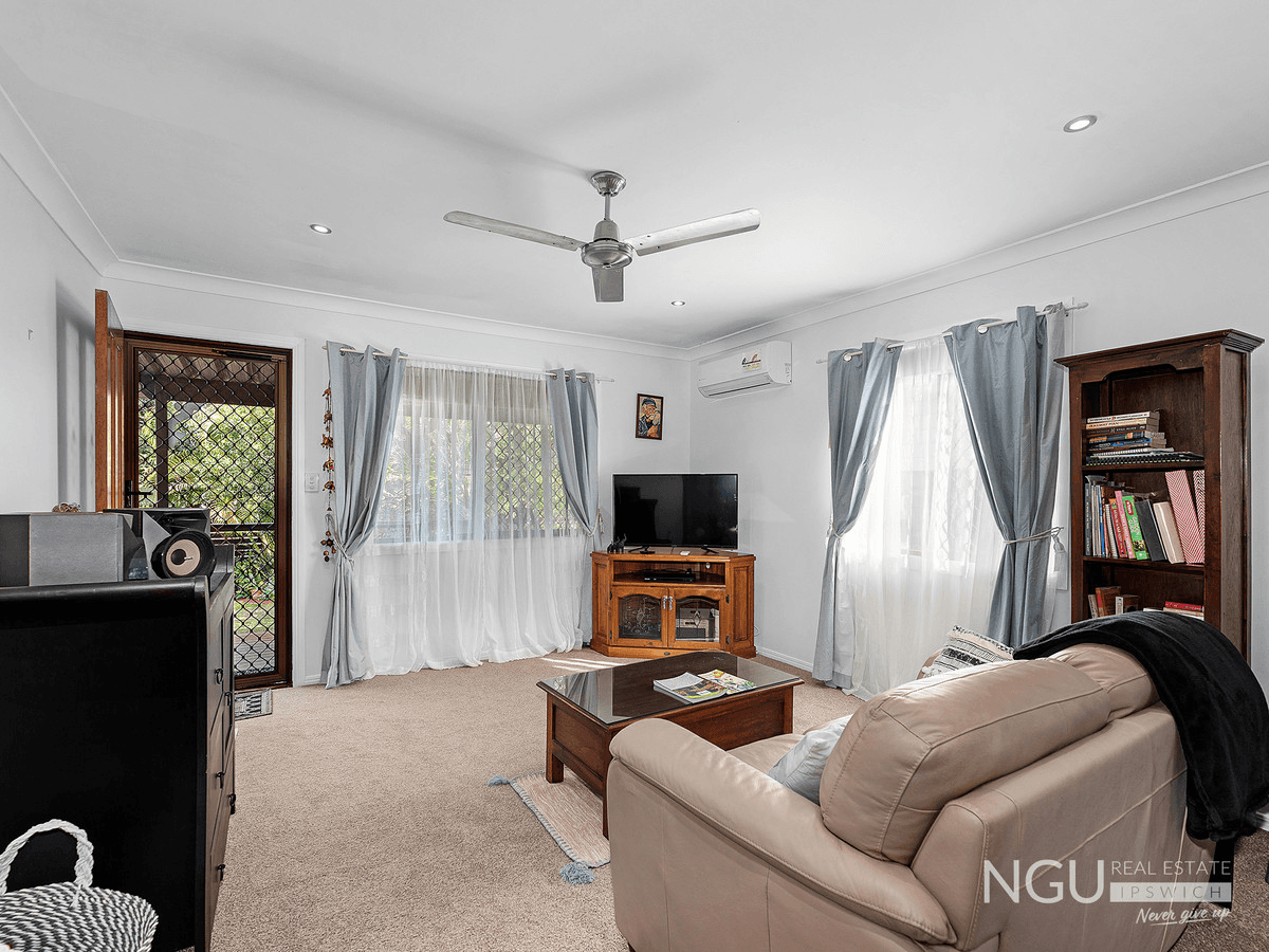 10 Helen Street, North Booval, QLD 4304