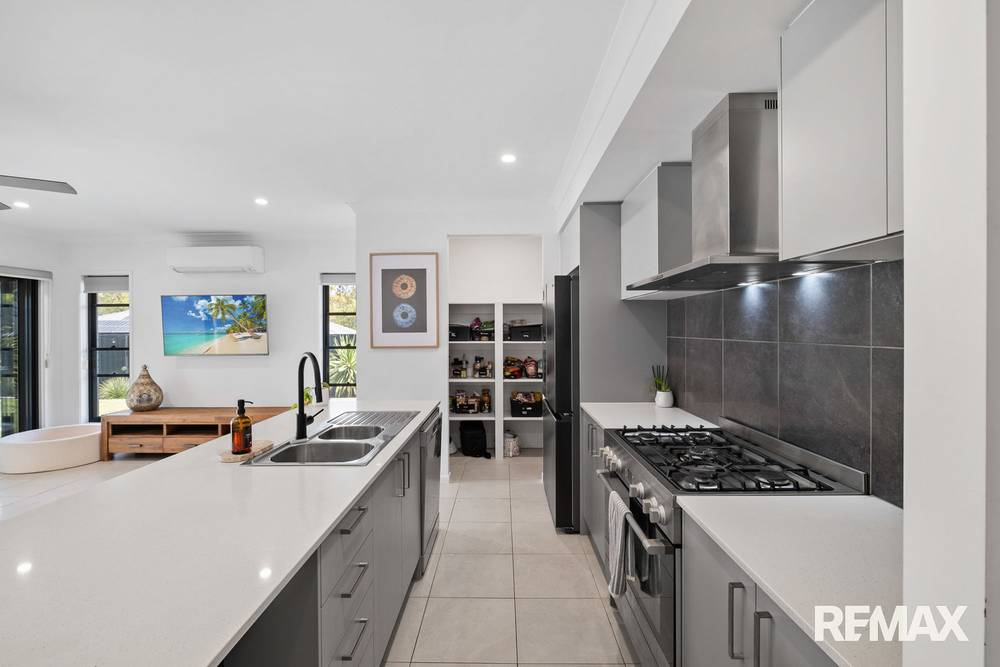 17 Fryar Crescent, YANDINA, QLD 4561
