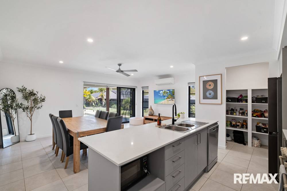 17 Fryar Crescent, YANDINA, QLD 4561
