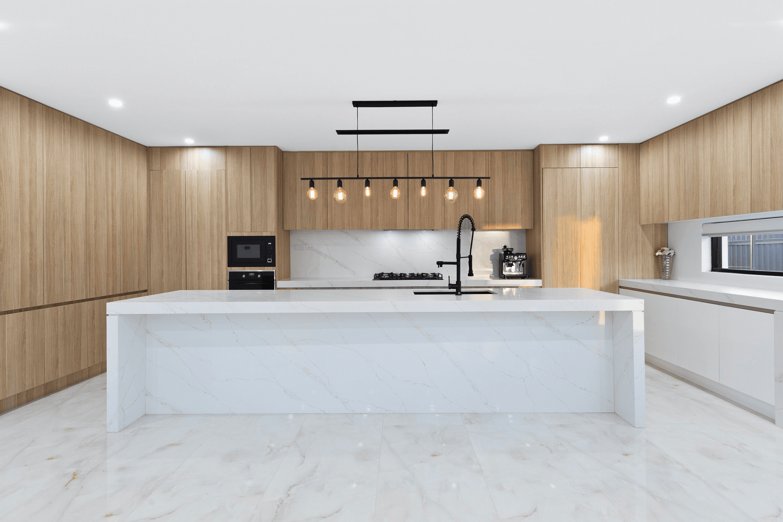 35 Antwerp Avenue, EDMONDSON PARK, NSW 2174