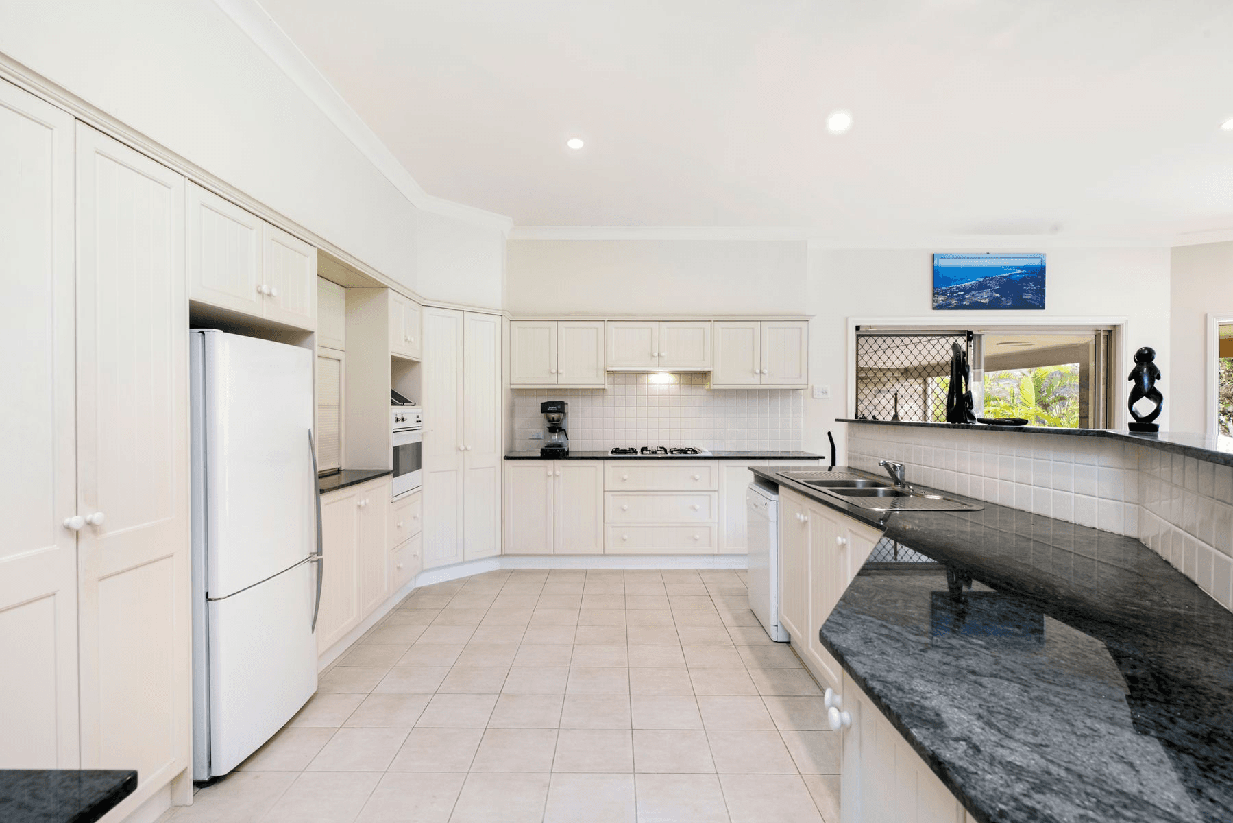 137 Bakali Road, Forresters Beach, NSW 2260