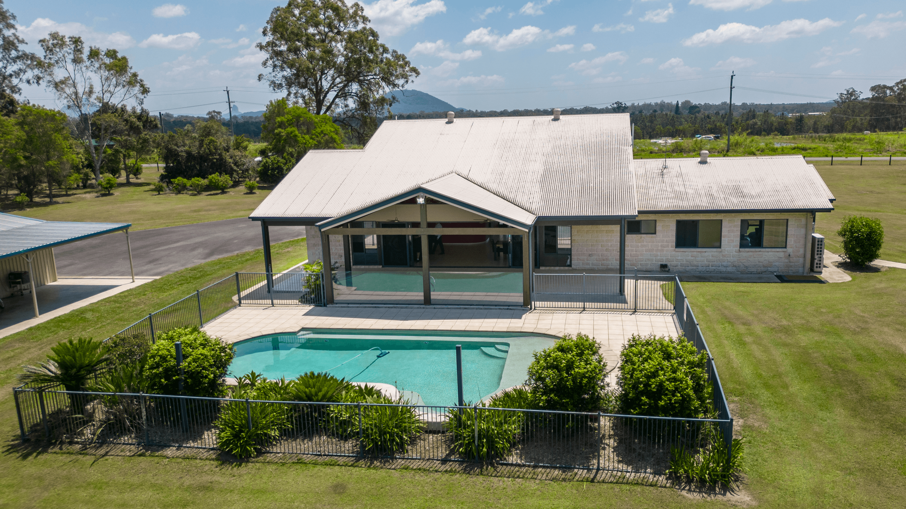 100 Bartholomew Road, ELIMBAH, QLD 4516