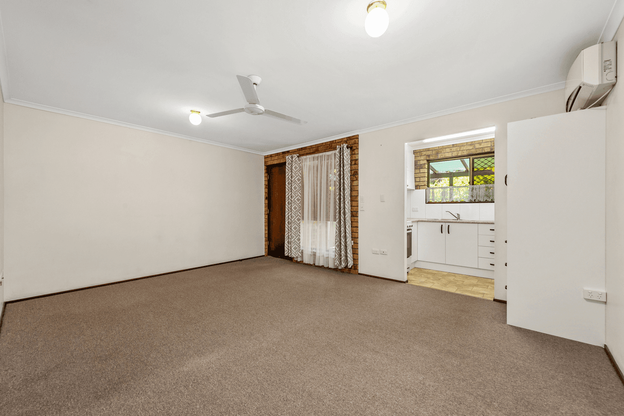 1/1 Rock Street, Scarborough, QLD 4020