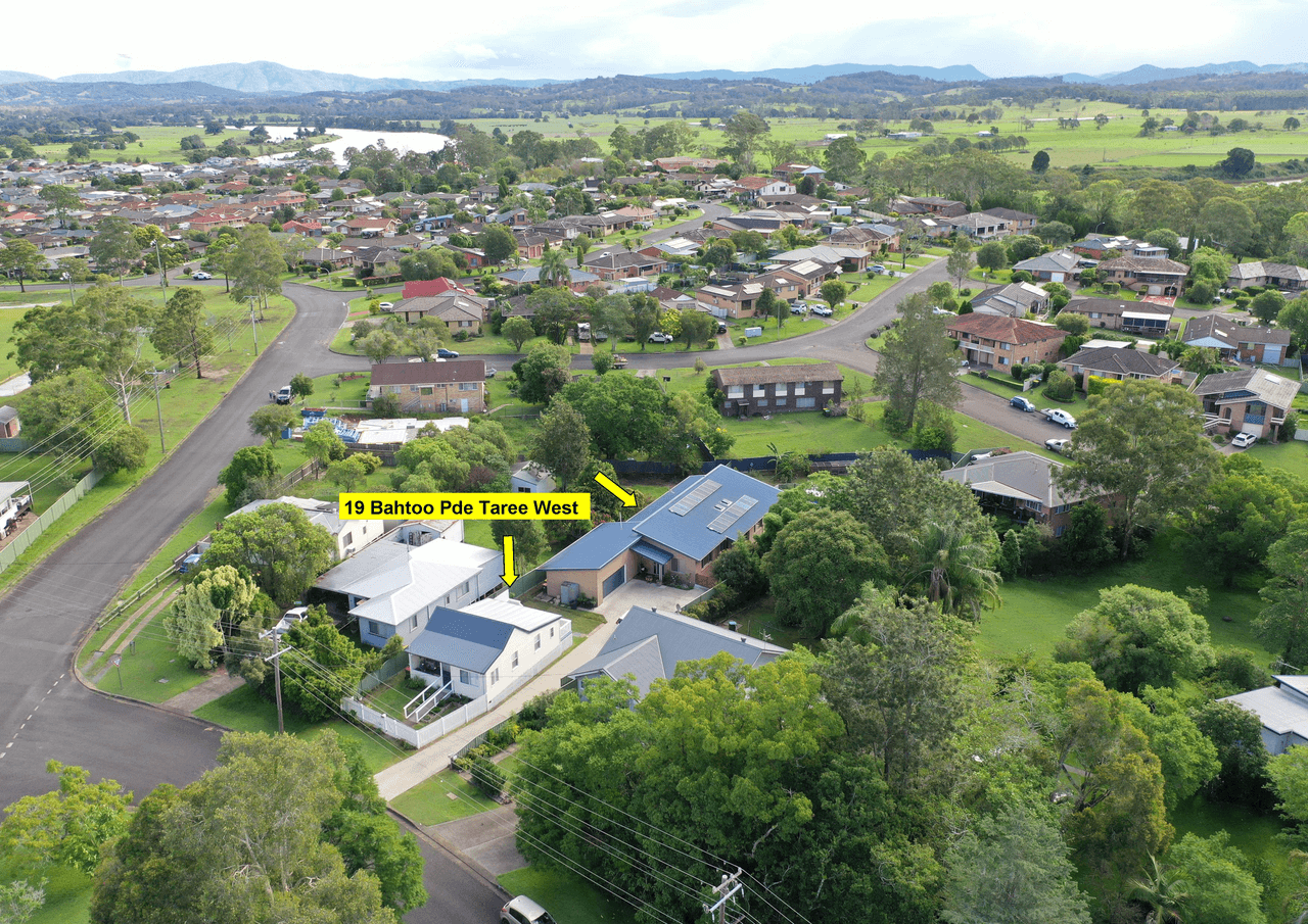 19 Bahtoo Parade, TAREE, NSW 2430