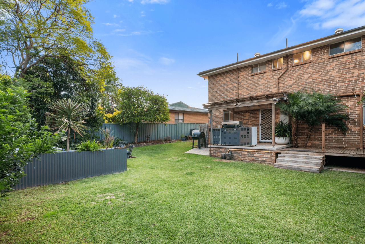 64 Livingstone Avenue, INGLEBURN, NSW 2565