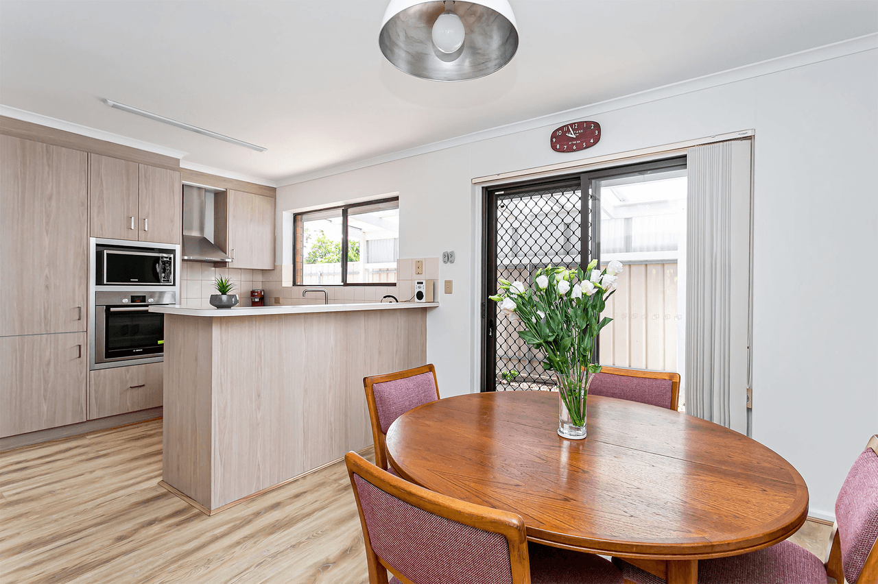 6/2 Island Drive, WEST LAKES, SA 5021