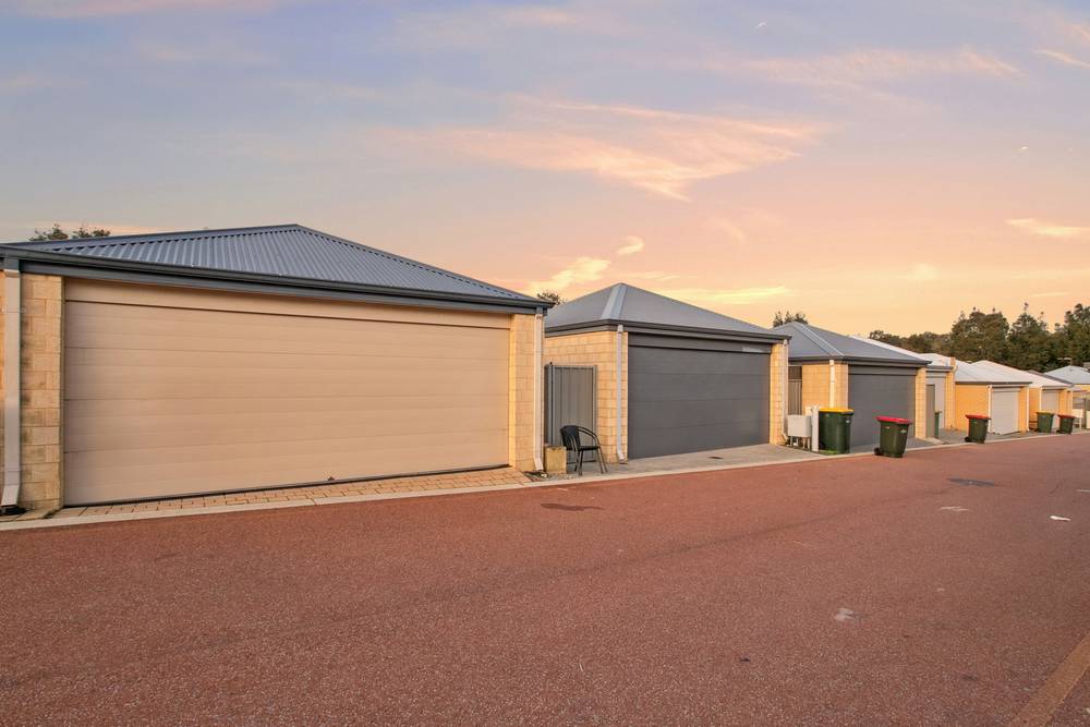 130 Lambeth Circle, WELLARD, WA 6170