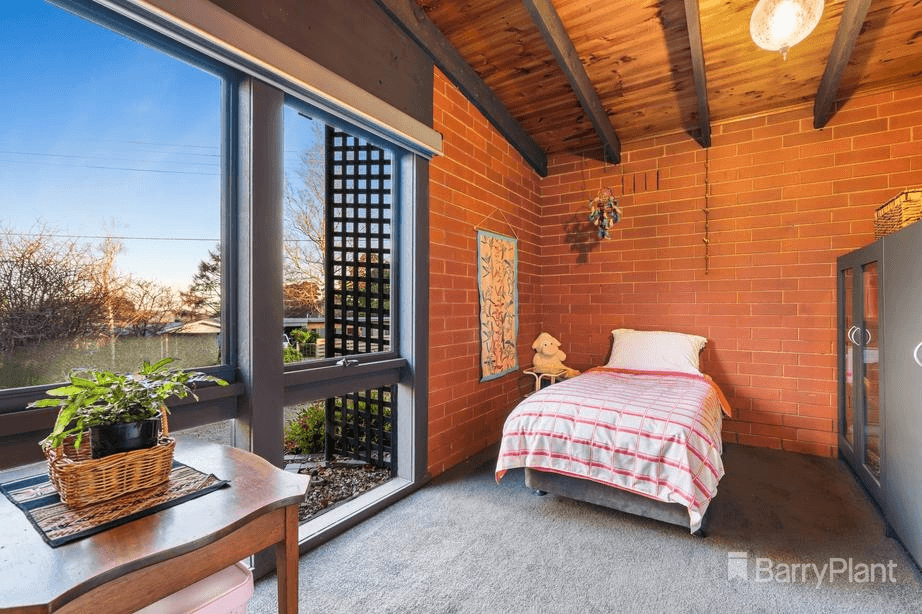 7 Heroes Avenue, Emerald, VIC 3782