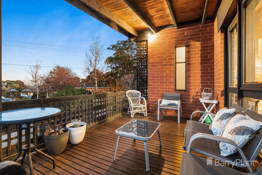 7 Heroes Avenue, Emerald, VIC 3782